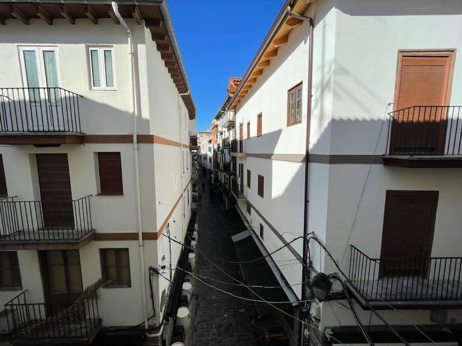 Apto. A Estrenar En El Centro 2 Hab Y 1 Bano Castro Urdiales Dış mekan fotoğraf